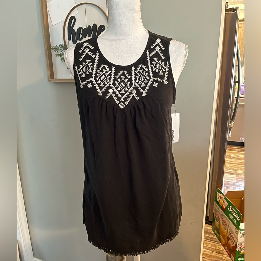 Sonoma fringe embroidered tank top